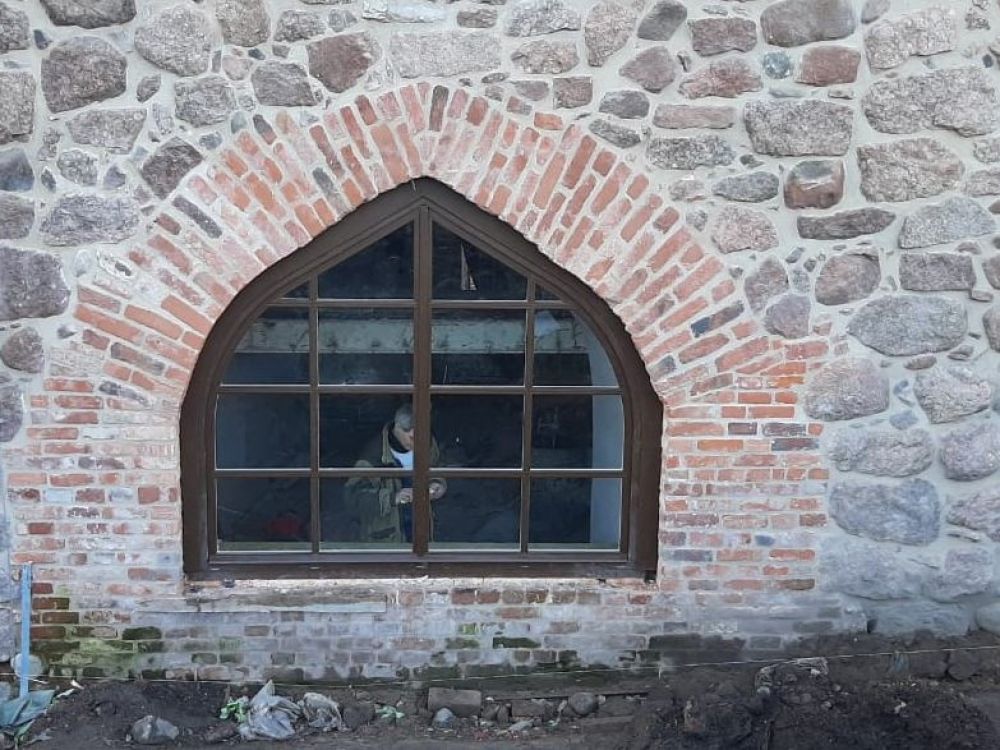143