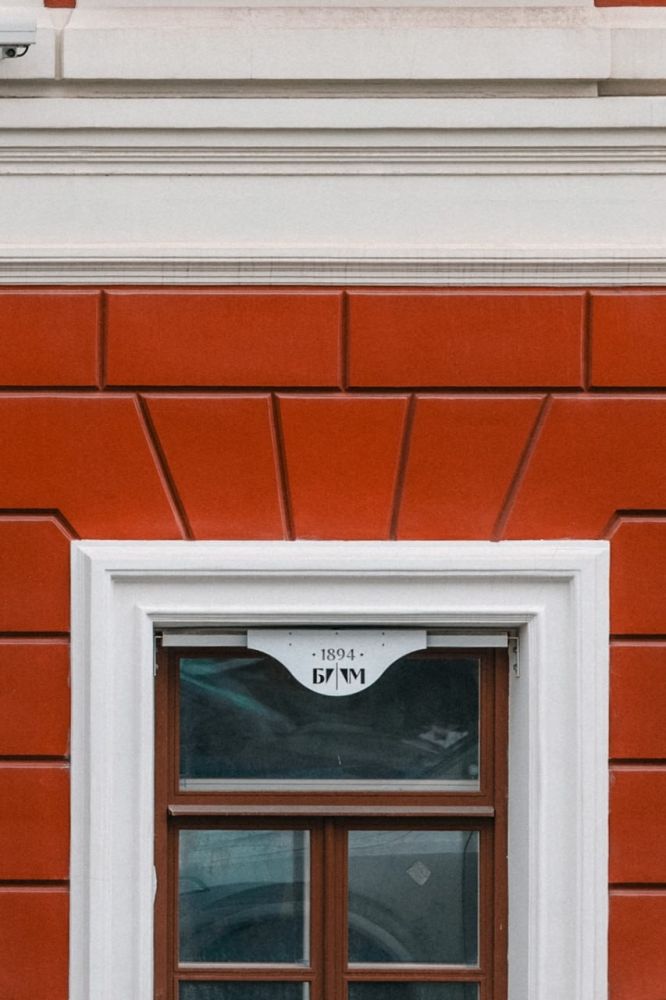 158